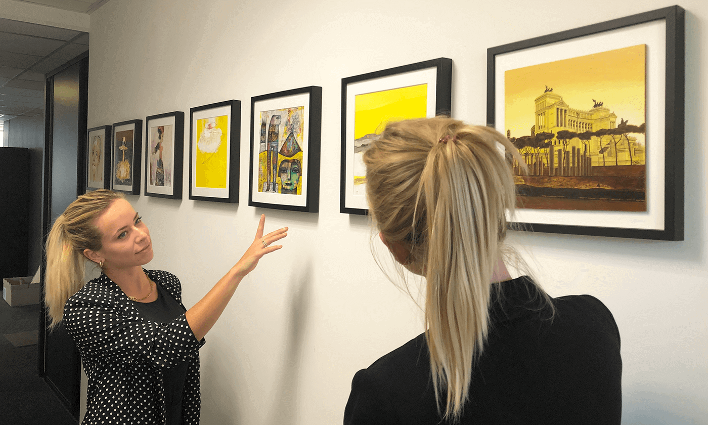 Nos curateurs d'art sélectionnent chaque artiste pour son travail original et son style affirmé.