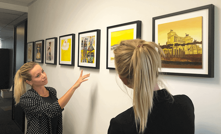 Nos curateurs d'art sélectionnent chaque artiste pour son travail original et son style affirmé.