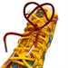 Sculpture Et l'art descend dans la chaussure par Fred Lebon | Sculpture Pop Art Objets détournés icones Pop