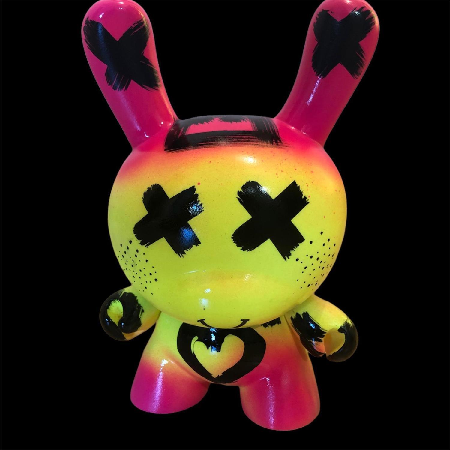Sculpture dunny happy par Salvan Pauline Carré d'artistes