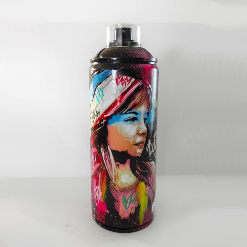 Sculpture La fille au voile by Sufyr | Sculpture Recycling Recycled objects