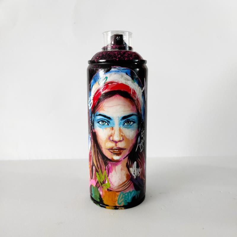 Sculpture La femme au voile Bleu Blanc Rouge par Sufyr | Sculpture  Graffiti