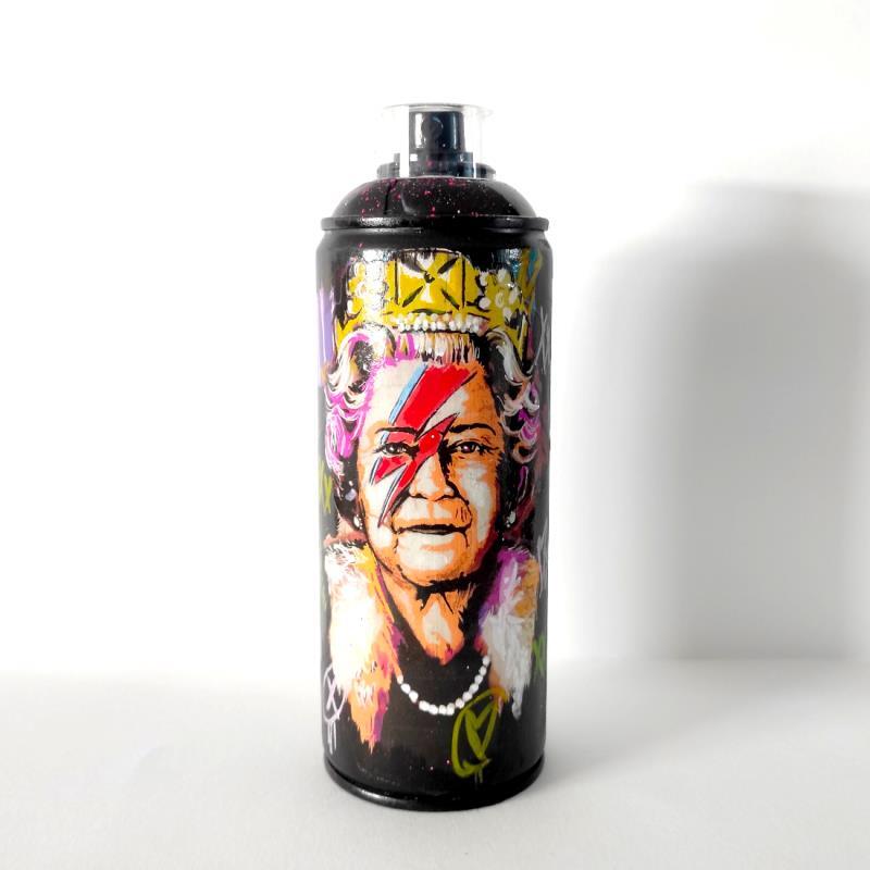 Sculpture The Queen by Sufyr | Sculpture Recycling Recycled objects Pop icons