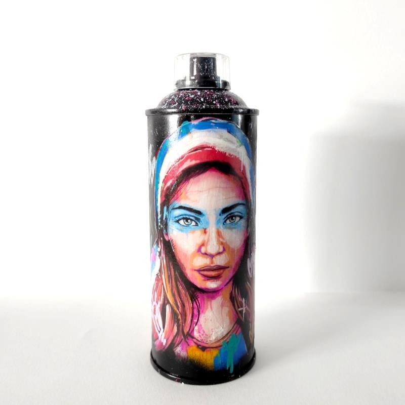 Sculpture La femme au voile Bleu, Blanc, Rouge by Sufyr | Sculpture Graffiti