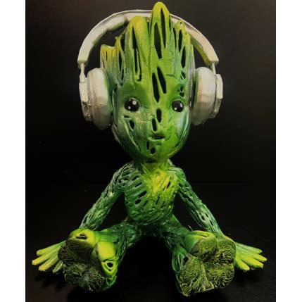Sculpture Green Groot headphone par Julien Mikhel Ydeasigner | Sculpture Pop Art Mixte icones Pop