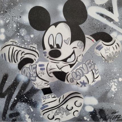 Painting mickey football by Kedarone | Painting Pop-art Graffiti, Posca Pop icons