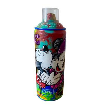 Sculpture Spray Love by Molla Nathalie  | Sculpture