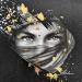 Gemälde Zeynep von Valade Leslie | Gemälde Street art Porträt Schwarz & Weiß Acryl Zeichenkohle Blattgold