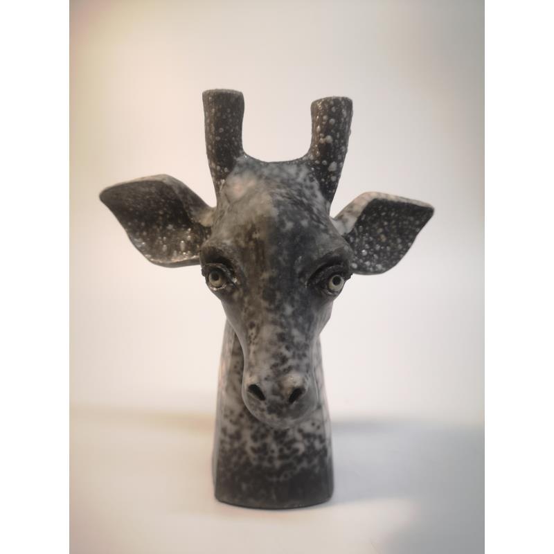Skulptur La Timide  von Roche Clarisse | Skulptur Figurativ Keramik, Raku Tiere