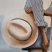 Painting Chapeau blanc by Sie Evelyne | Painting Figurative Life style Acrylic