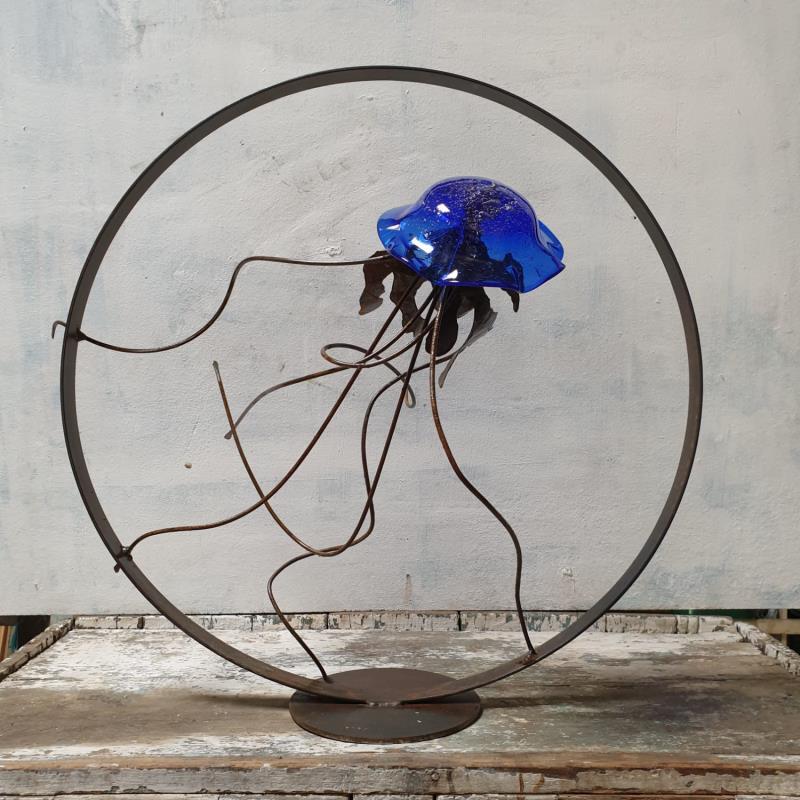 Sculpture Méduse XL bleu Cyan by Eres Nicolas | Sculpture Figurative Metal Animals