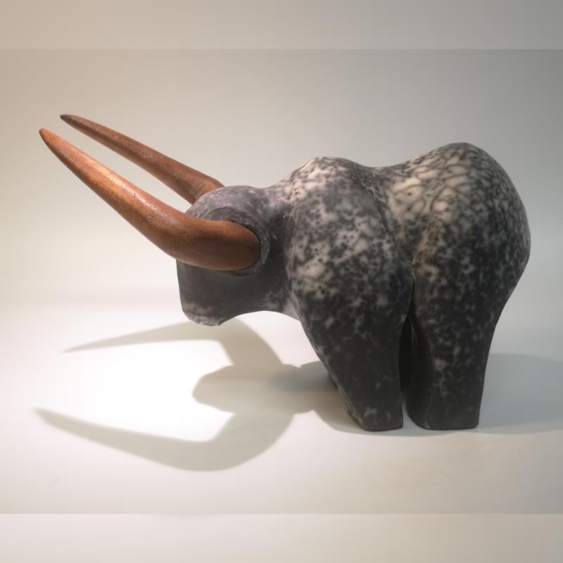 Sculpture El Toro  by Roche Clarisse | Sculpture Animals Ceramics Raku