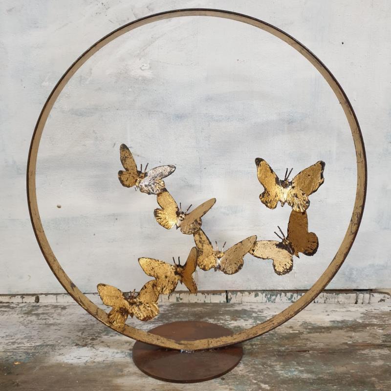 Sculpture envolée aux 7 papillons by Eres Nicolas | Sculpture Figurative Metal Animals