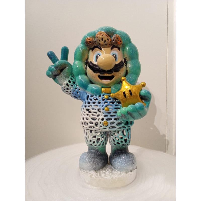 Sculpture TURQUOISE MARIO SNOW by Mikhel Julien | Sculpture Pop-art Graffiti, Resin