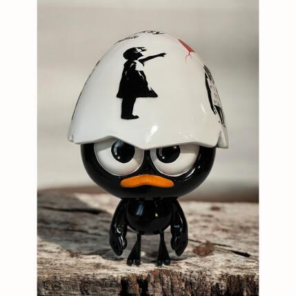 Sculpture Cali Banksy by Le Marquis | Sculpture Street art Acrylic, Ceramics Pop icons