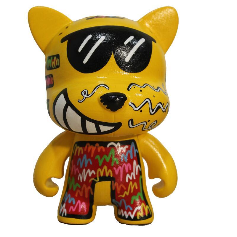 Sculpture Smile by Ralau | Sculpture Raw art Acrylic, Posca Animals