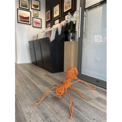 Sculpture La petite fourmi by Eres Nicolas | Sculpture Figurative Metal Animals