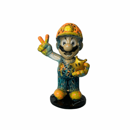 Sculpture CORAL MARIO CLASSIC by Mikhel Julien | Sculpture Pop-art Graffiti, Resin