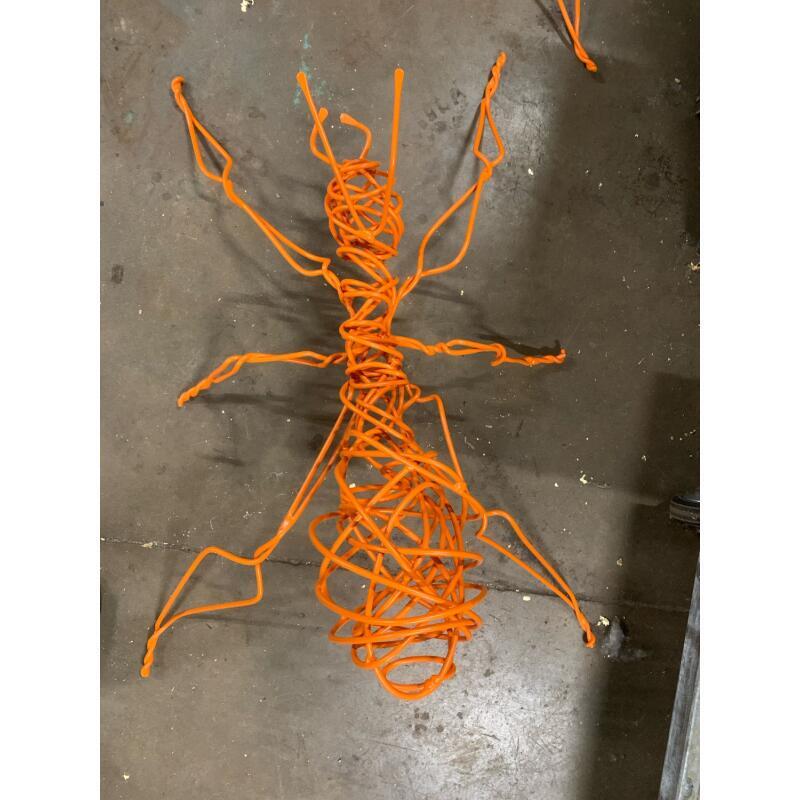 Sculpture Fourmi M Orange by Eres Nicolas | Sculpture Figurative Metal Animals