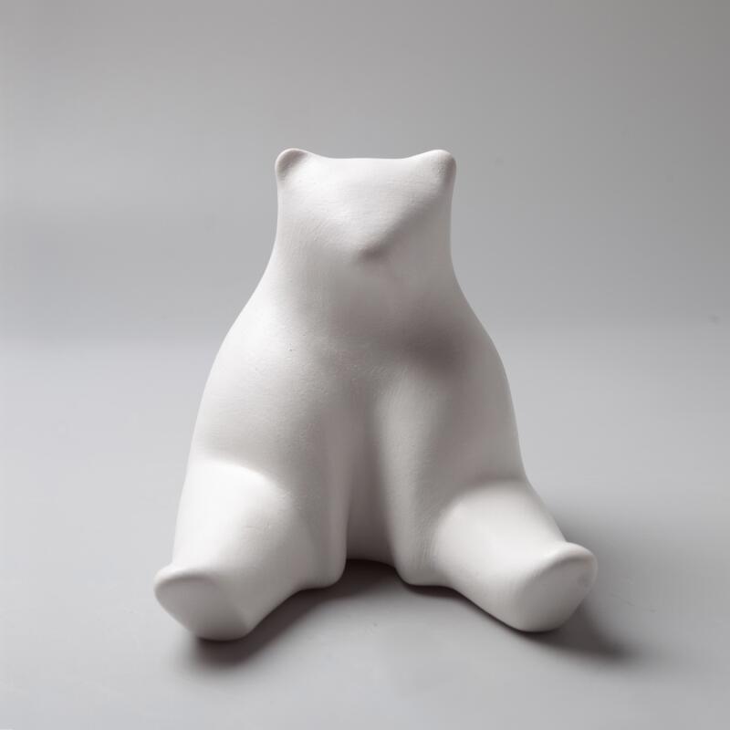 Sculpture L'ours blanc by Nathalie Roverato | Sculpture Figurative Ceramics Animals, Nature