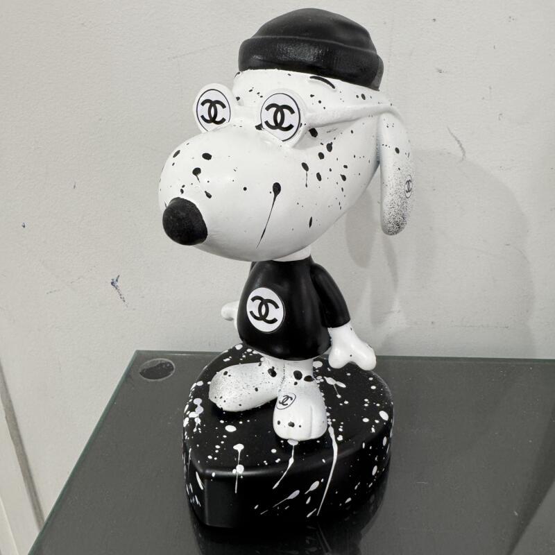 Sculpture SNOOPY CHANEL  by TED | Sculpture Pop-art Pop icons