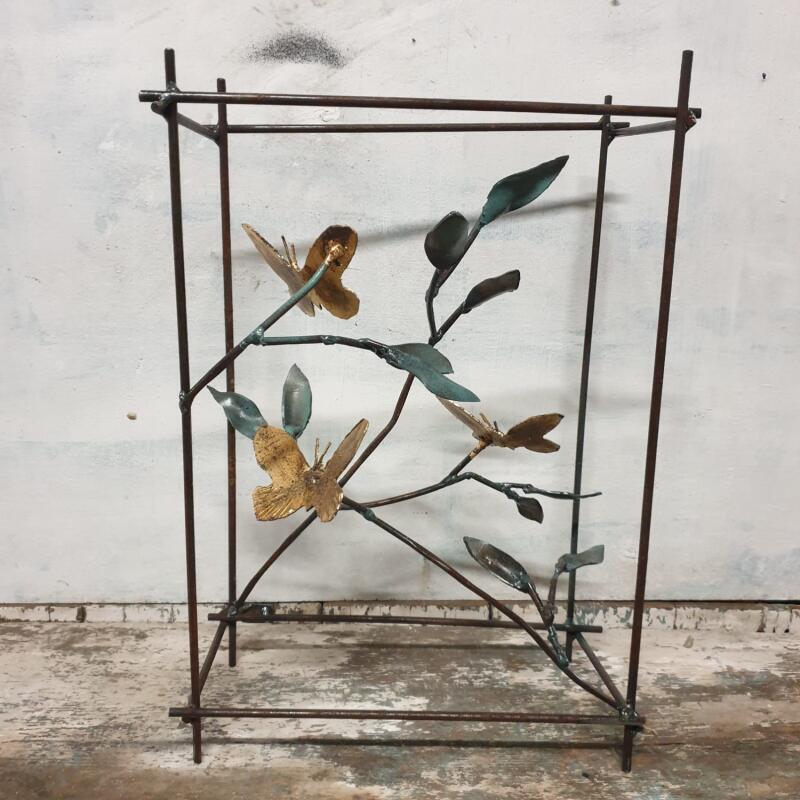 Sculpture papillons en cage by Eres Nicolas | Sculpture Figurative Metal Animals